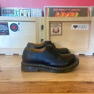 1461 Oxford Dr. Martens Smooth Leather shoes